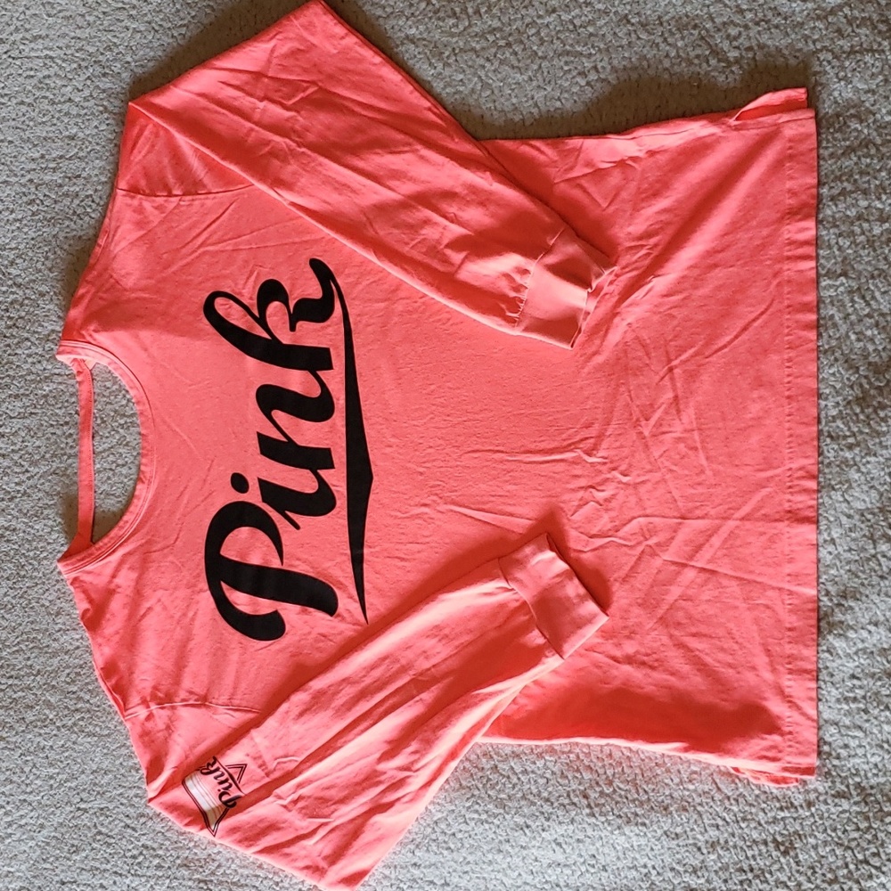NWOT VS PINK Logo Collectable Cotton Long Sleeve Scooped Open Back Crew Shirt - Picture 1 of 8